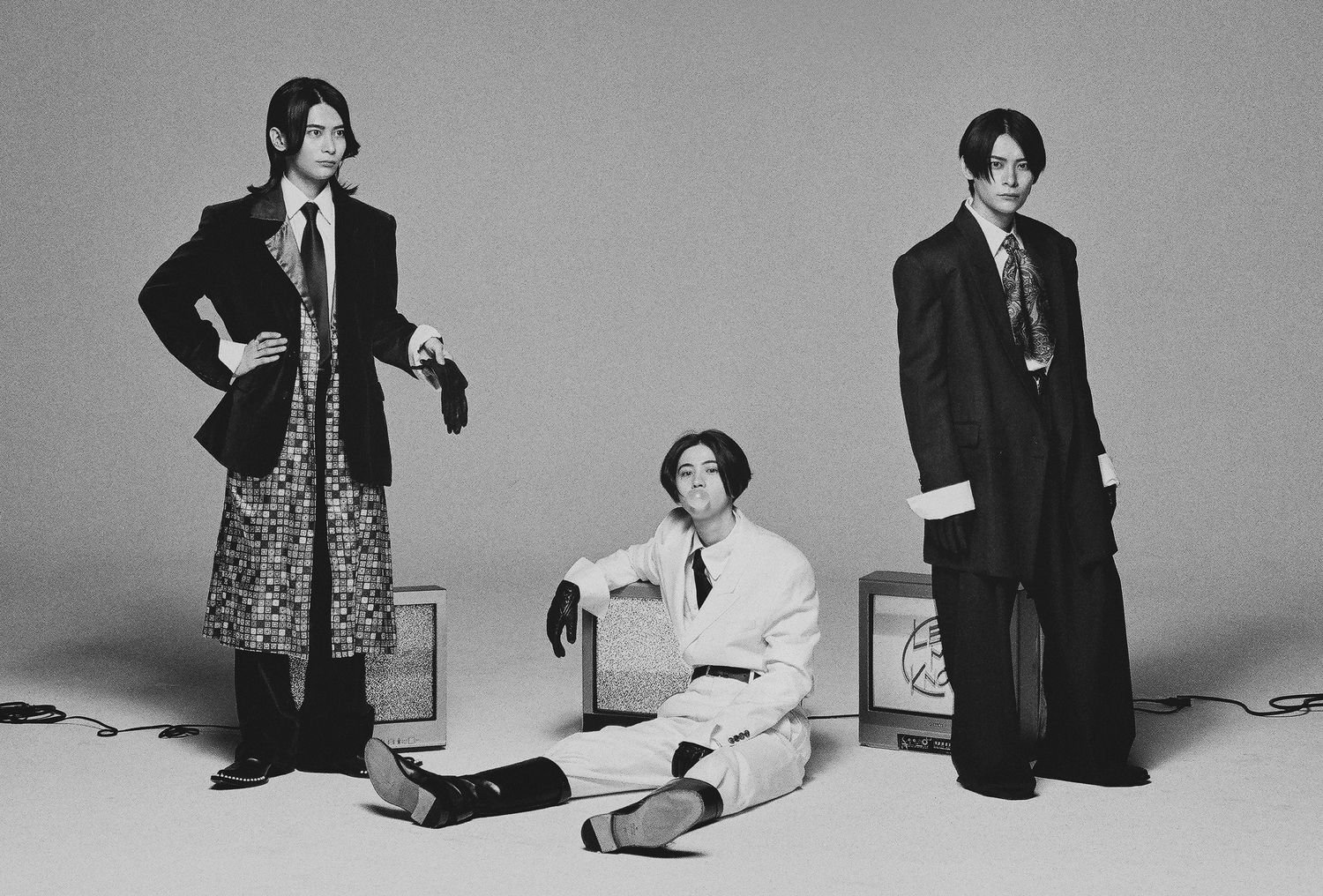 LET ME KNOW(レットミーノウ) 韓国・ソウル単独公演がわずか5分で